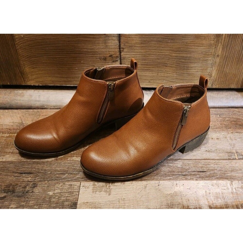 Ladies Size 6.5 Jessica Cline Zip Up Ankle Boots Brown Faux Leather.